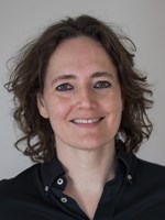 Carina Strell 3.jpg
