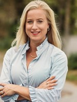 Emilie Erhardts Winiarski.jpg